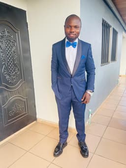 Akum Blaise